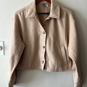 H&M Cropped Shacket in Camel (small)